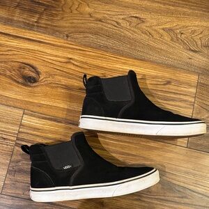 Vans asher mid black sneakers size 9